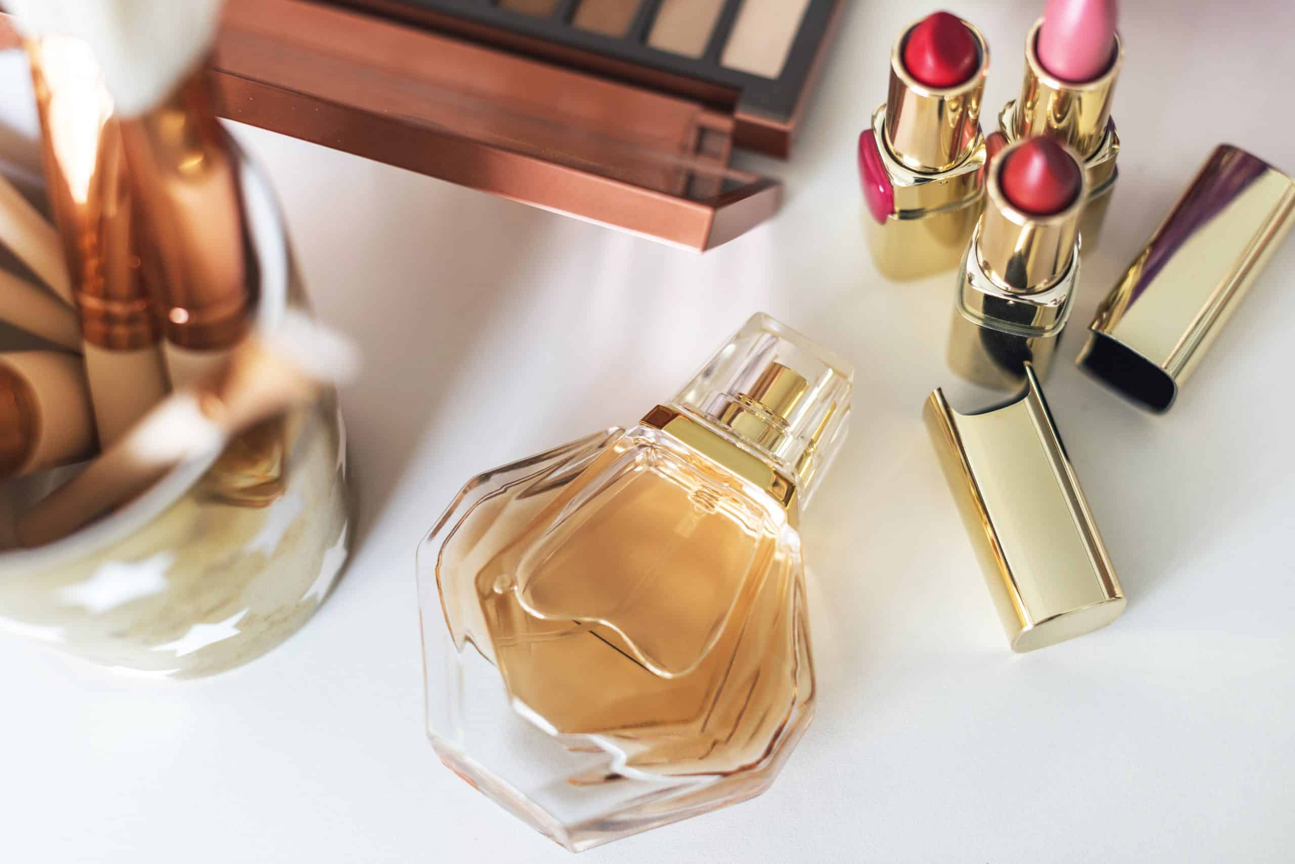 Perfume / Maquillaje